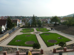 SchlösslPark320px